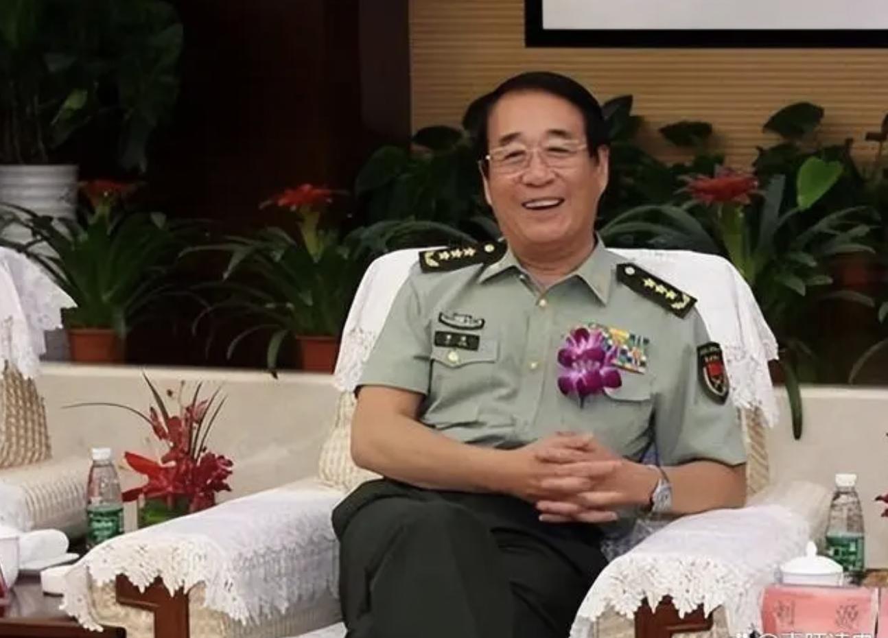 1977年*少奇刘**儿子写信给中央，连提4个“不”，*小平邓**批示：准予