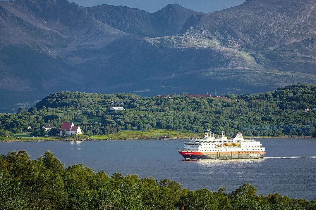 澶忓ぉ姘翠笂娉涜垷,澶忓ぉ娉涜垷娴蜂笂