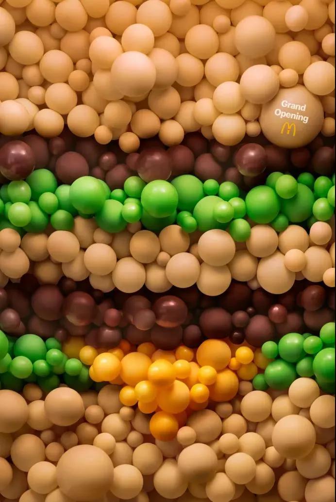 麦当劳新品汉堡海报,麦当劳最新夏日海报分析