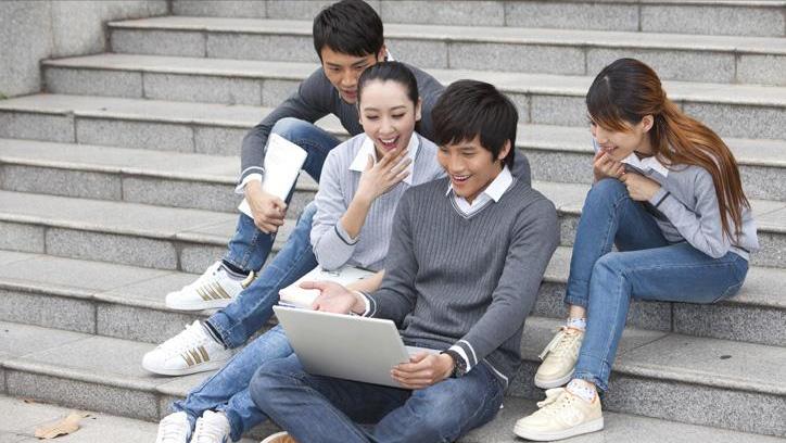 如何正确的看待娱乐直播行业,论泛娱乐直播的前景