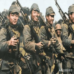 二战女德军士兵照片,老照片二战后悲惨的法国女性