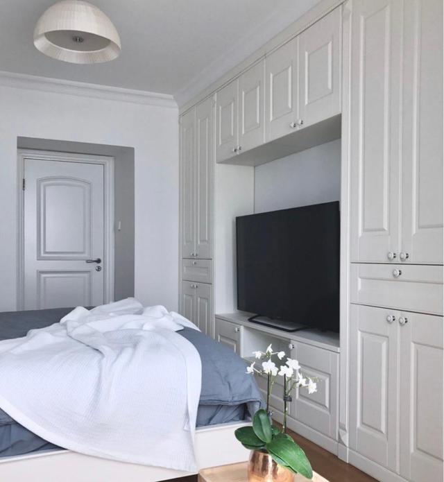 她拒绝断舍离，入住三年依旧把家收拾得井井有条，堪称教科书收纳