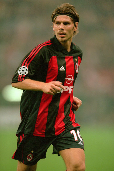 足球巨星排名历史最新,各个年份出生的足球巨星