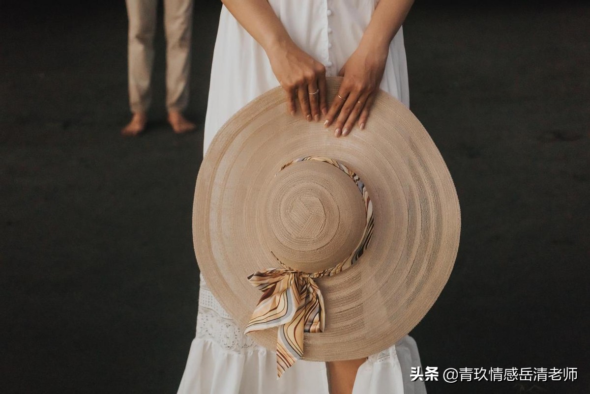 分手后暴露了需求感,心理学分手后还有执念怎么办