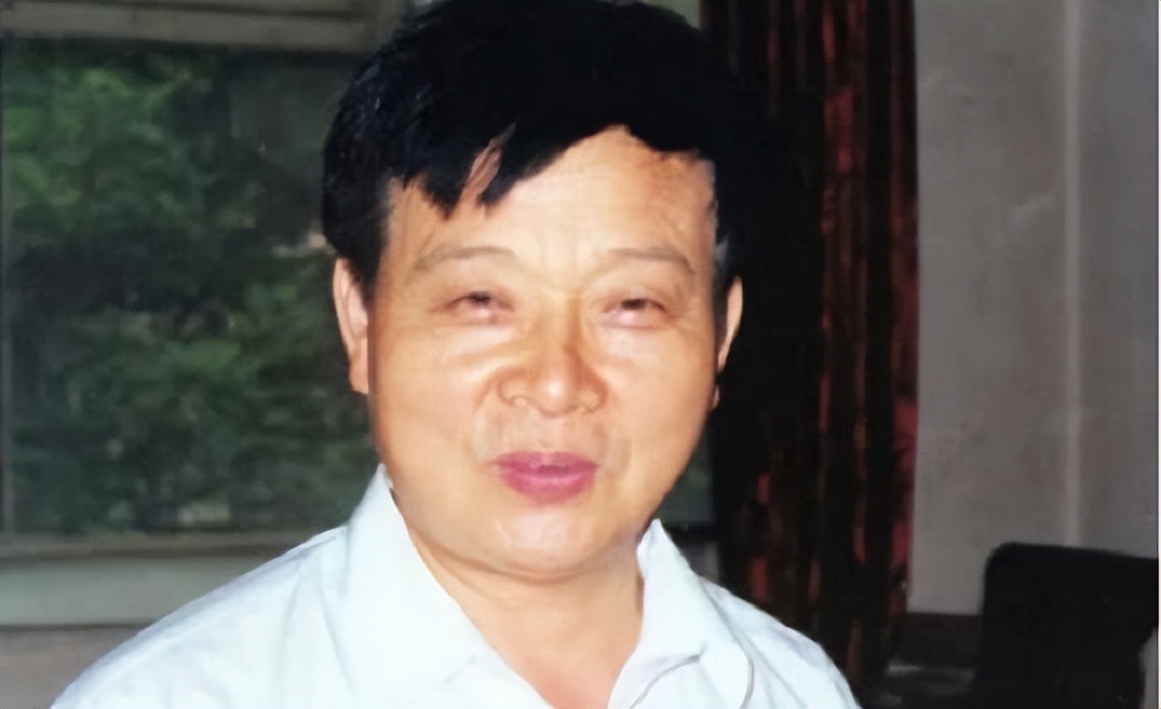 毛主席逝世前,管家吴连登违背主席的意愿,做出了一个决定