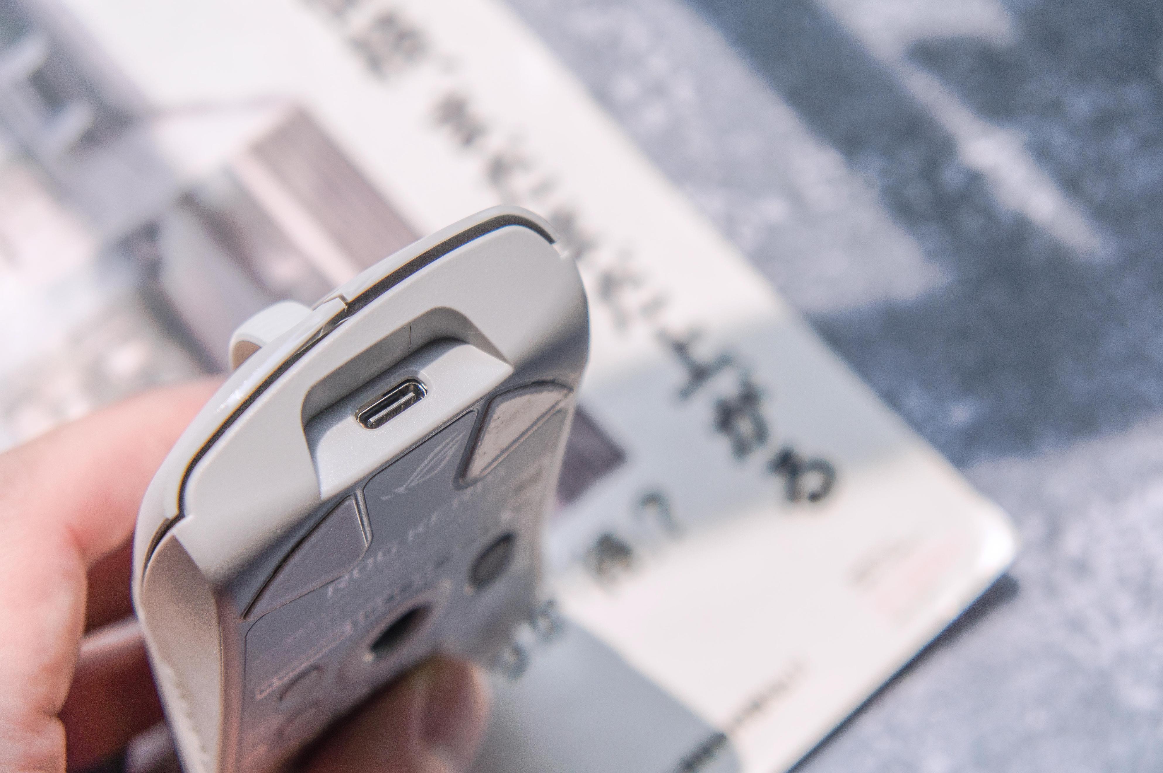 rog月刃无线鼠标评测怎么使用,rog月牙鼠标评测