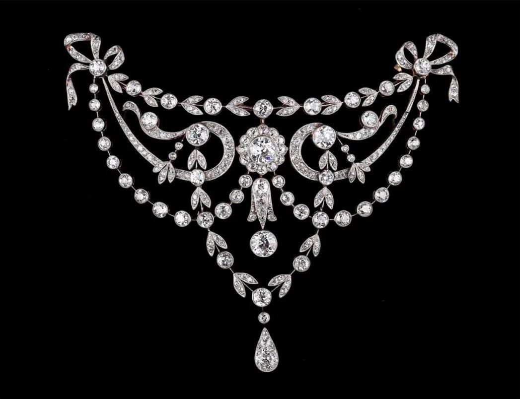 贵族帽女士,贵族皇冠怎样戴