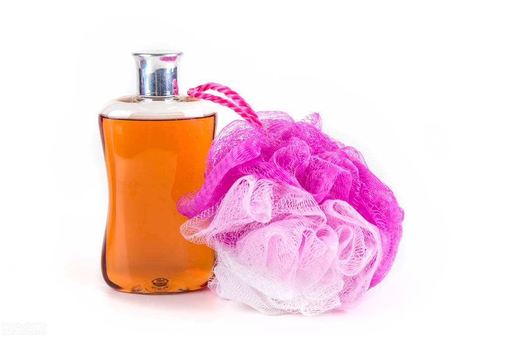 皮肤总是干裂起皮是癣吗,皮肤老是干燥起皮怎么回事