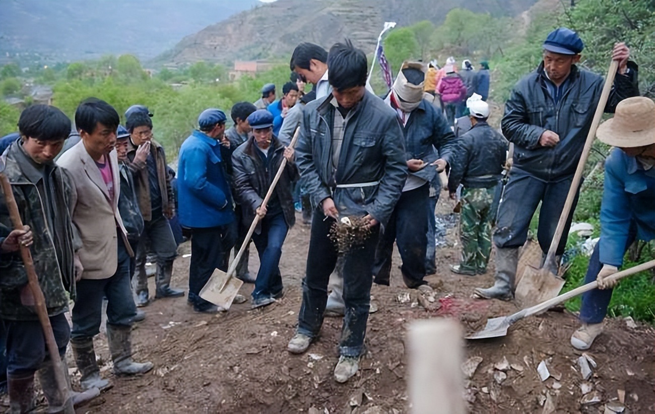 参加葬礼禁忌有哪些,参加农村葬礼有什么讲究