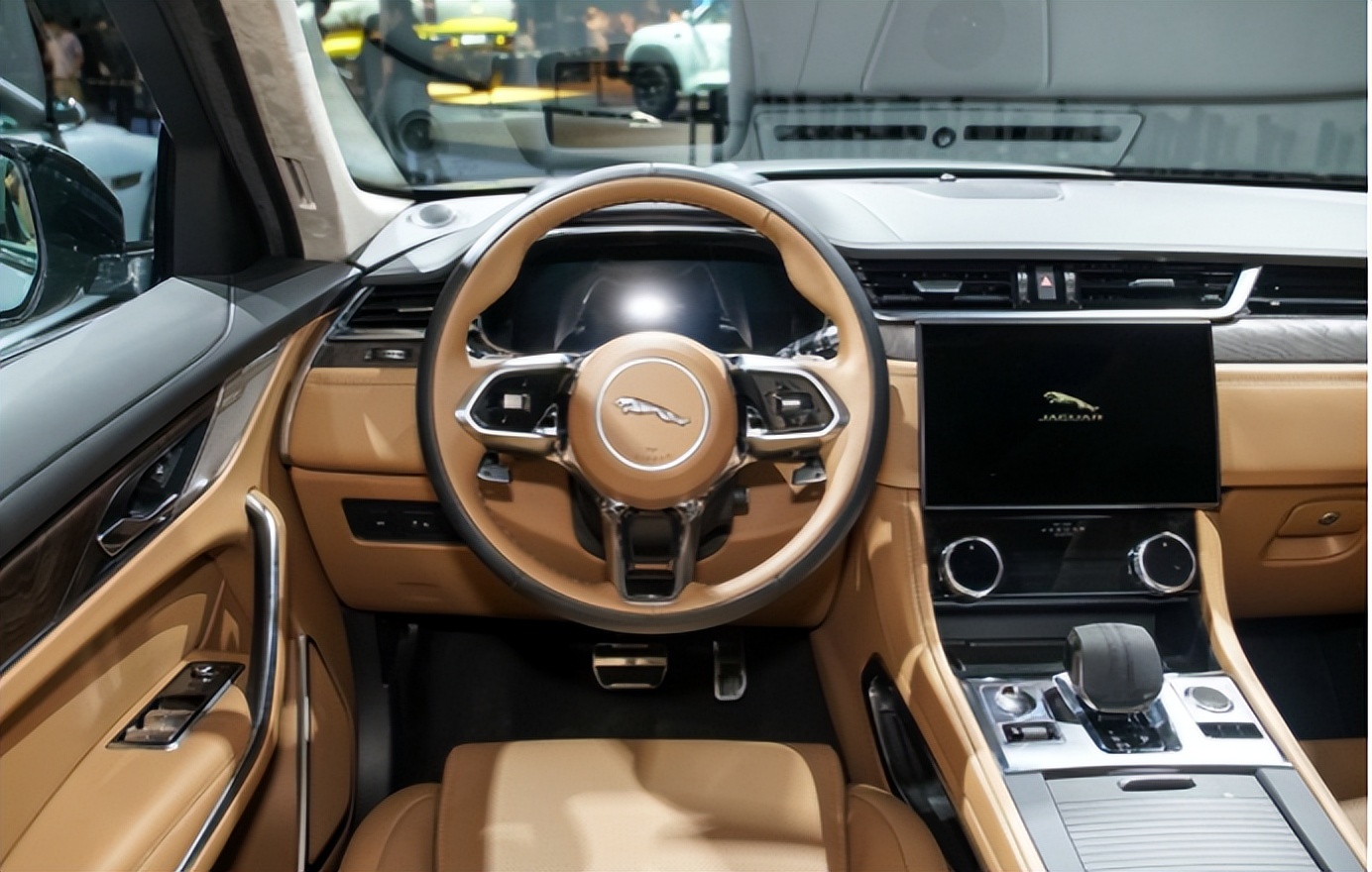 捷豹f-pace宝马x3哪个更值得入手,捷豹f-pace和宝马x3