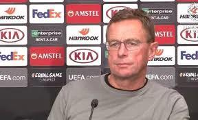 曼联官宣朗尼克离任,曼联公布临时主帅