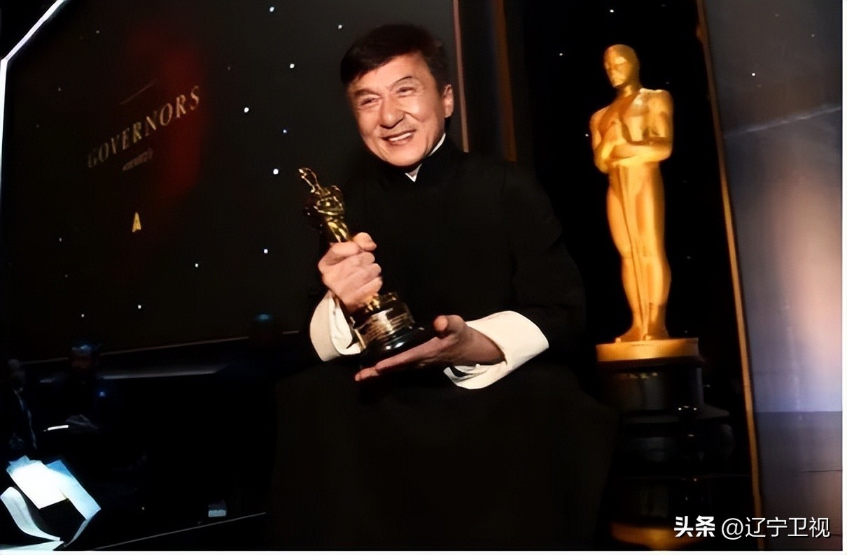 国际十大功夫巨星成龙,功夫巨星成龙有多厉害