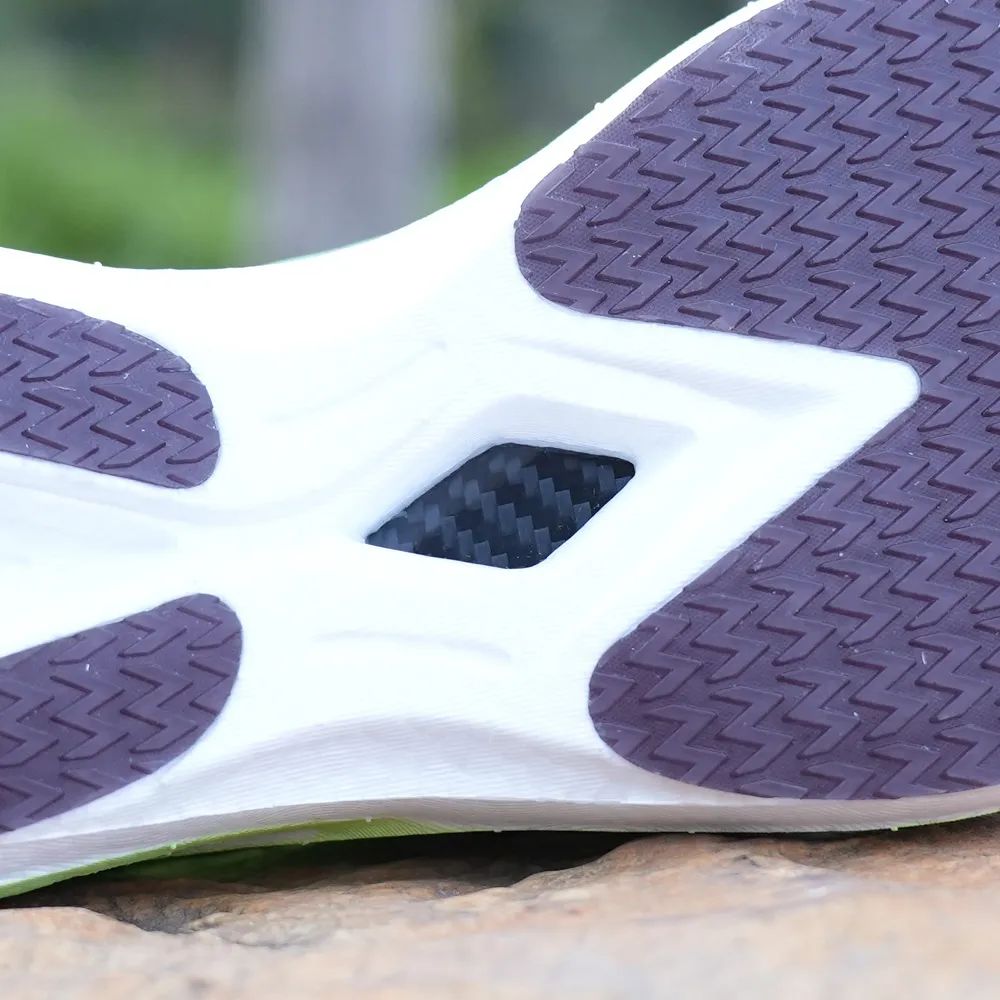 马孔多倚天箭跑鞋适宜人群,马孔多倚天箭属于全碳板跑鞋吗