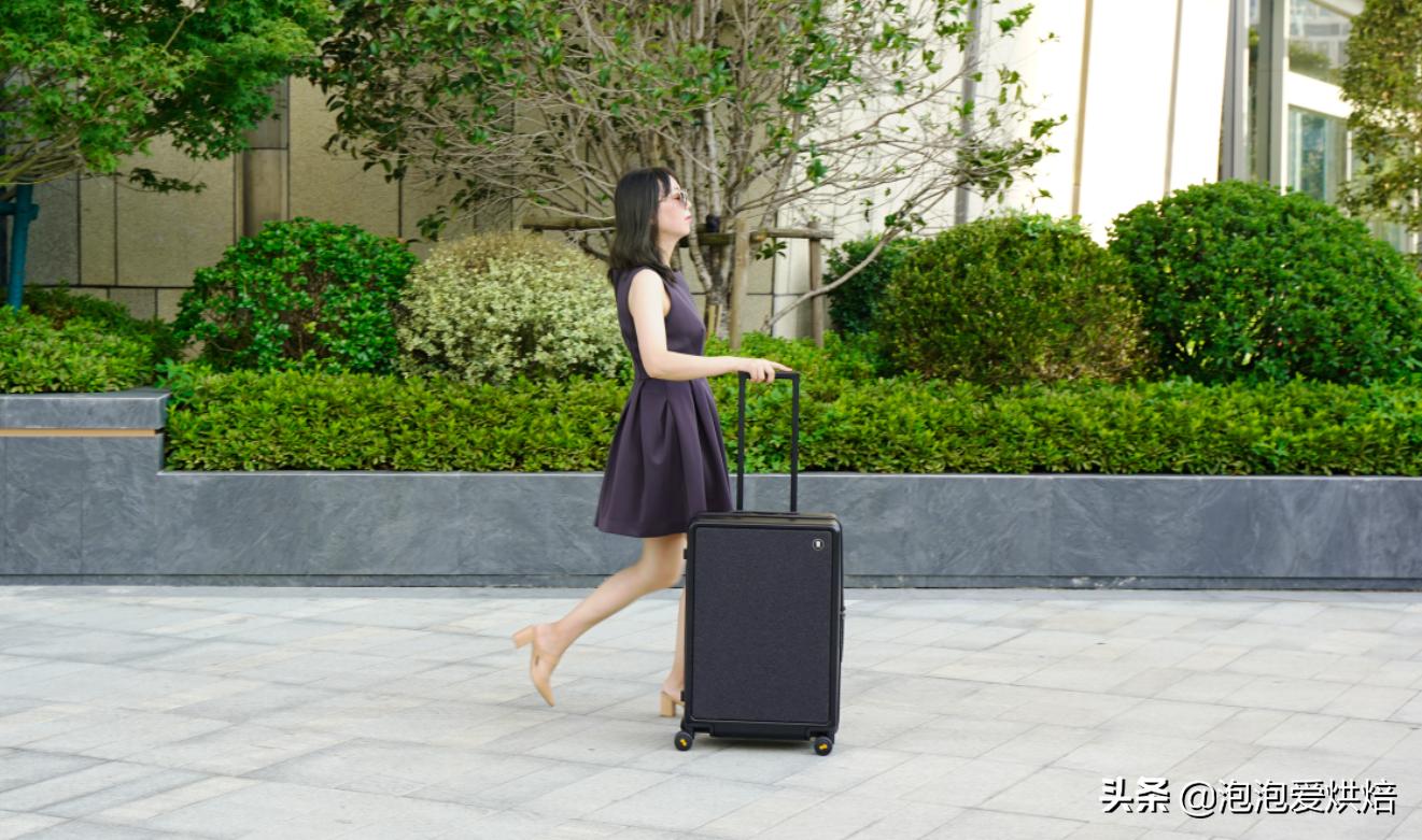地平线旅行箱测评,地平线8号经典系列行李箱测评