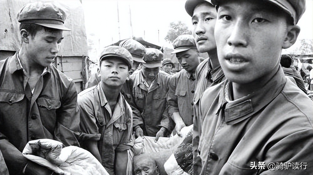 唐山大地震救援的回忆,唐山大地震亲历者讲述抢险过程