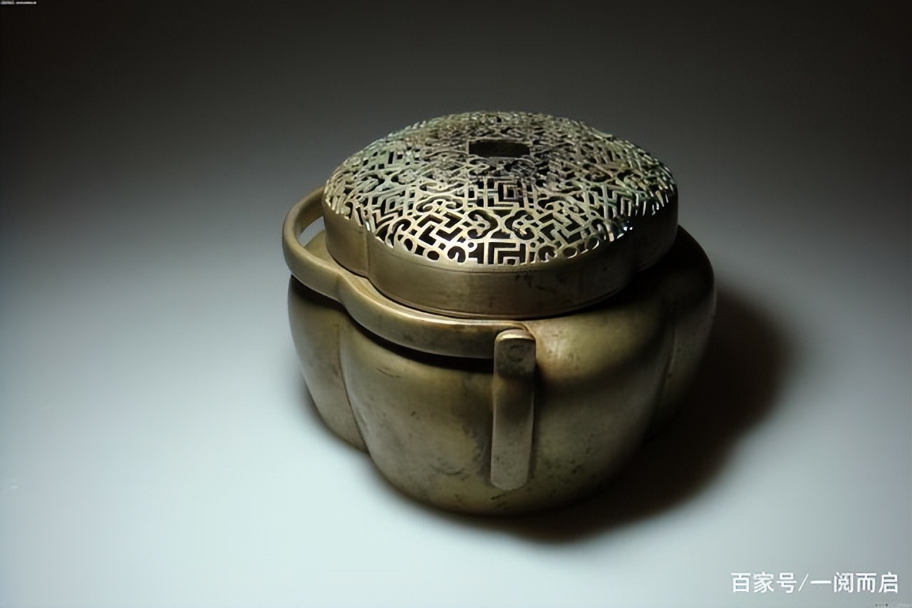 比高领毛衣取暖花样多，马克龙更应引入红楼梦、琅琊榜等古装剧