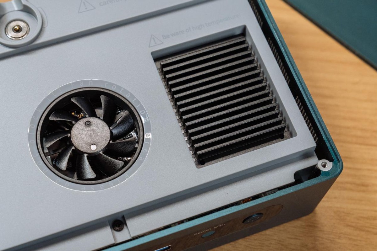 零刻主机gtr7测评,零刻gtr7性能与游戏本相比