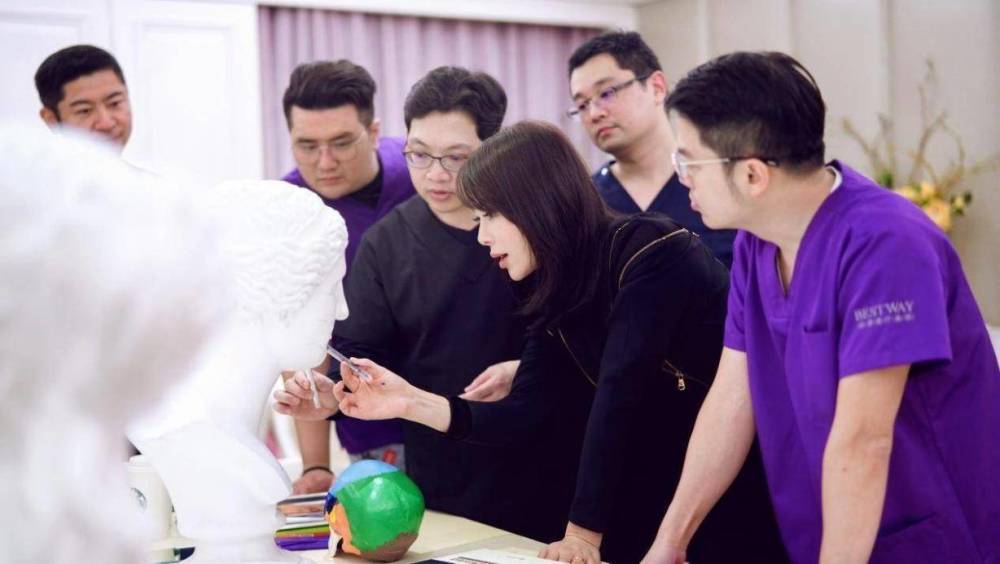 柏荟医疗科技集团怎么样,柏荟医疗美容集团是做什么