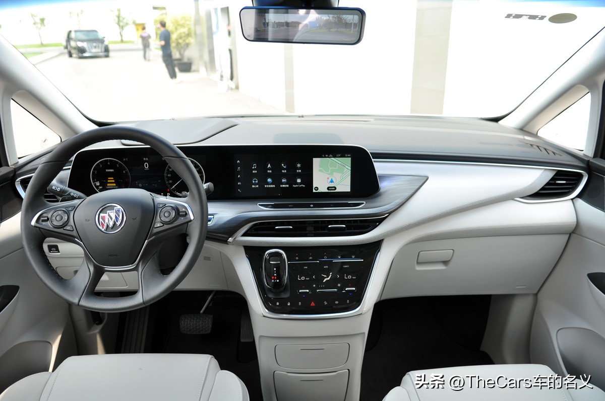 gl82022款es陆尊深度测评,沉浸式体验别克gl8es陆尊智慧旗舰