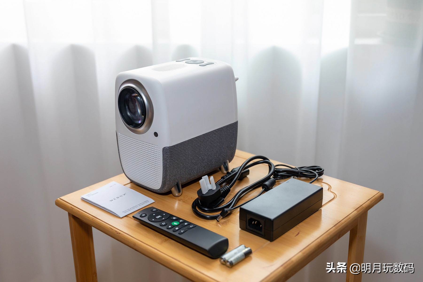 泰捷weboxt1投影仪和t1s怎么选,泰捷投影t1s缺点