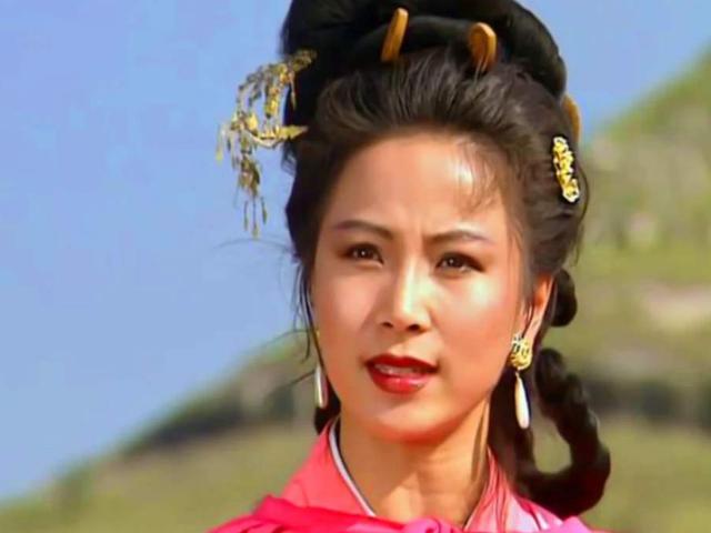 刘备“*妻换**如换衣”之谜：夜抱夫人玩玉人！