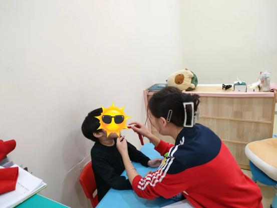 脑瘫宝宝言语的运动控制