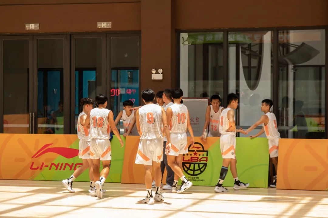 17分惨败cba大黑马出局,17分大胜cba老牌劲旅重返第5