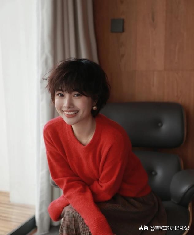 黑长直今年流行短发个个减龄气质,减龄黑长直短发