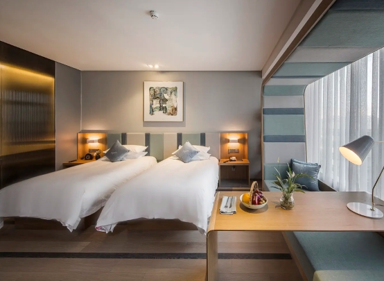 酒店退房记住三样东西,酒店退房必须带什么东西