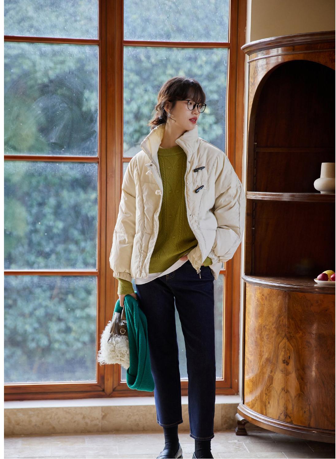 短款羽绒服简约穿搭穿出高级感,小个子冬天穿长款羽绒服好看吗