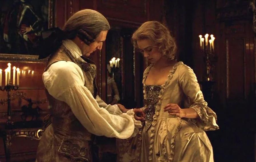 贵族帽女士,贵族皇冠怎样戴