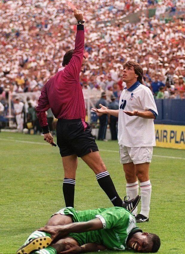 历届世界杯红牌图片,世界杯十大红牌视频