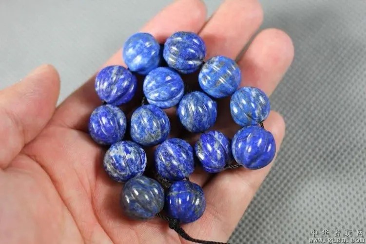 青金石戴久了变色怎么办,青金石会褪色吗