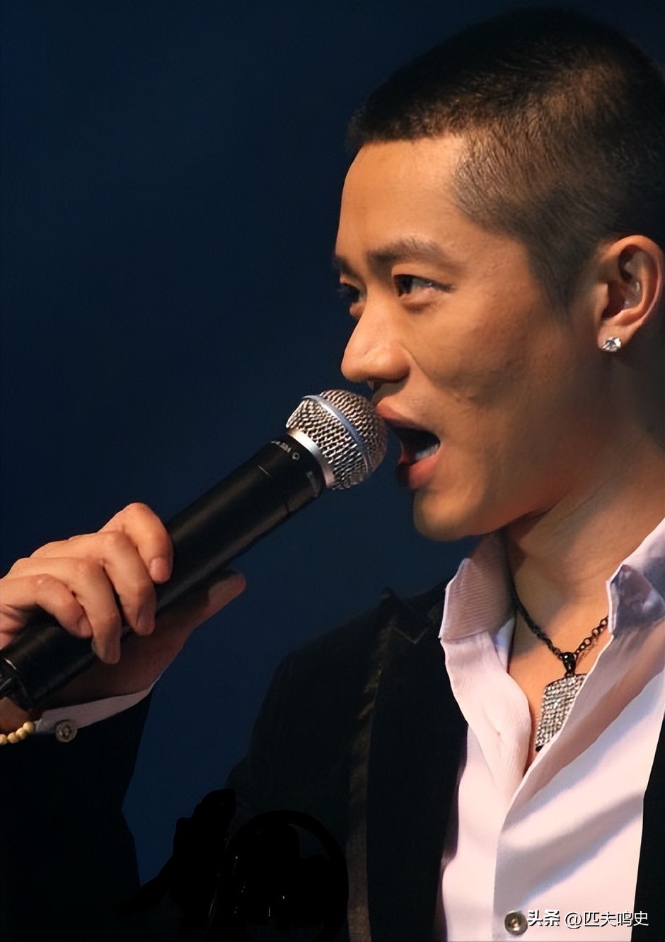 曾毅早期照片,曾毅为什么显年轻