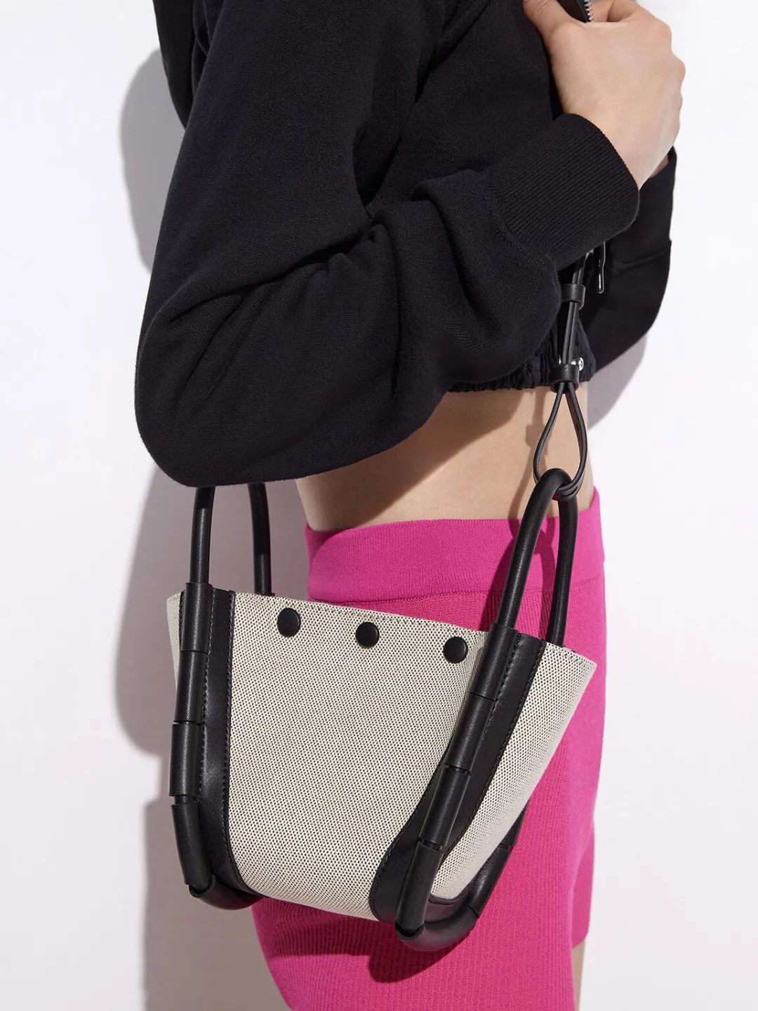 小CK包包折扣,香港小ck包包打折点