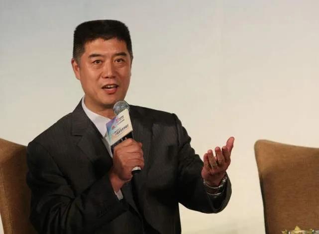 中国篮协开放态度,曝篮协考虑引入归化球员