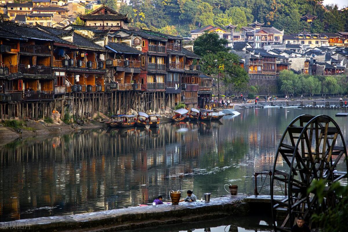 跟旅行团旅游的套路是什么,特价旅行团为什么那么便宜