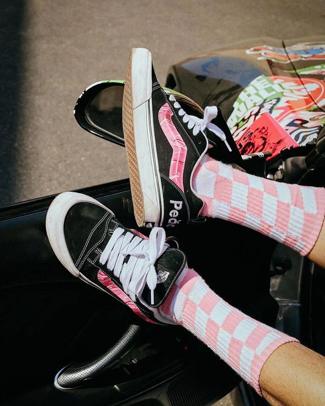 vanspeaches粉黑,vans2024年联名款