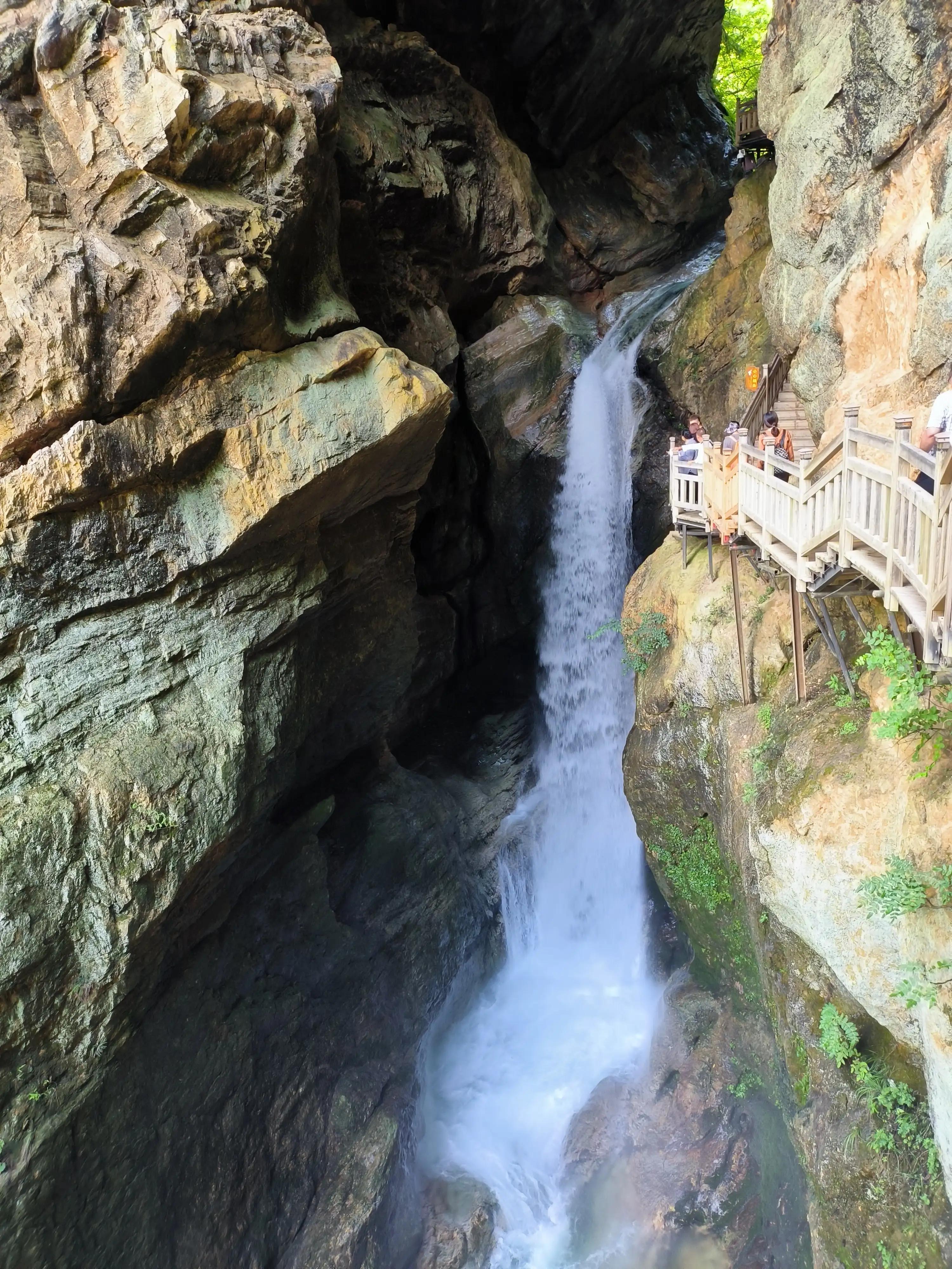 武汉到神农架高铁开通了吗,武汉到神农架汽车多长时间