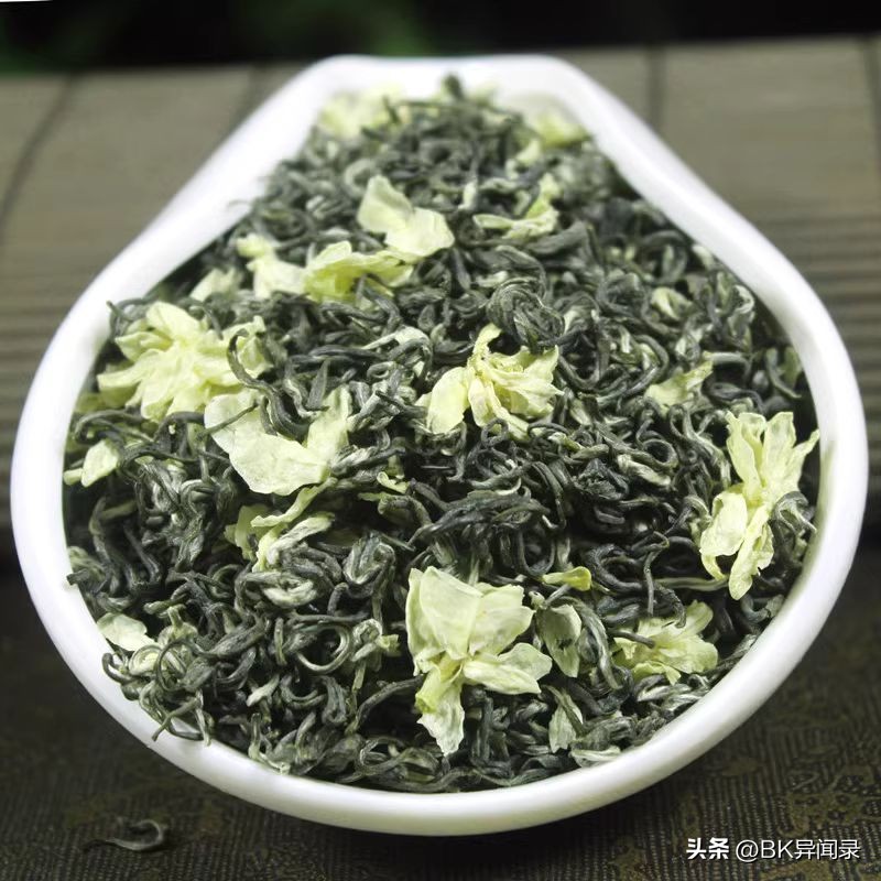 张一元碧潭飘雪花茶的价格,特级碧潭飘雪花茶多少钱一斤