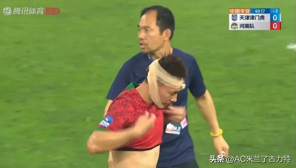 曝河南队中后卫杨帅转会蓉城失败,杨帅发文告别河南队