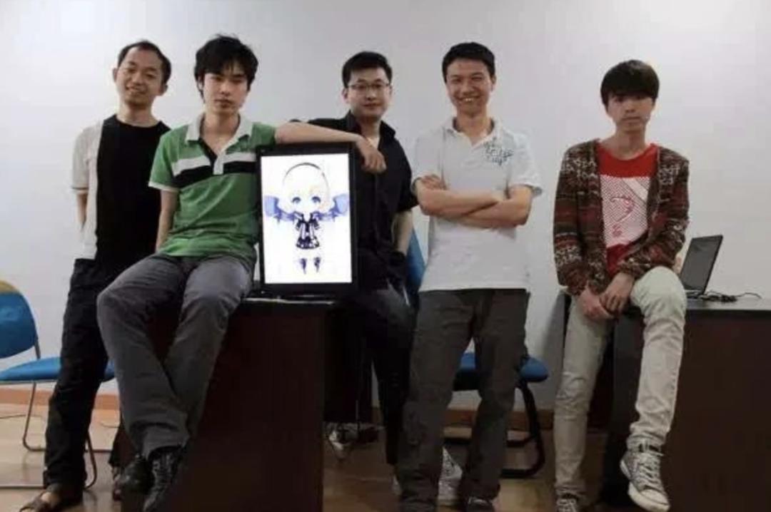 三个宅男开的公司,三个宅男玩生存游戏