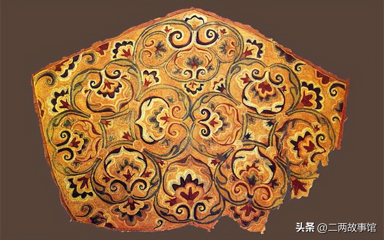 唐代服饰色彩与纹样的变迁,唐代服装上的图案的设计风格