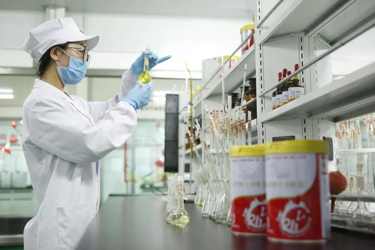 三聚氰胺奶粉事件记者现状,三聚氰胺奶粉事件曝光日期