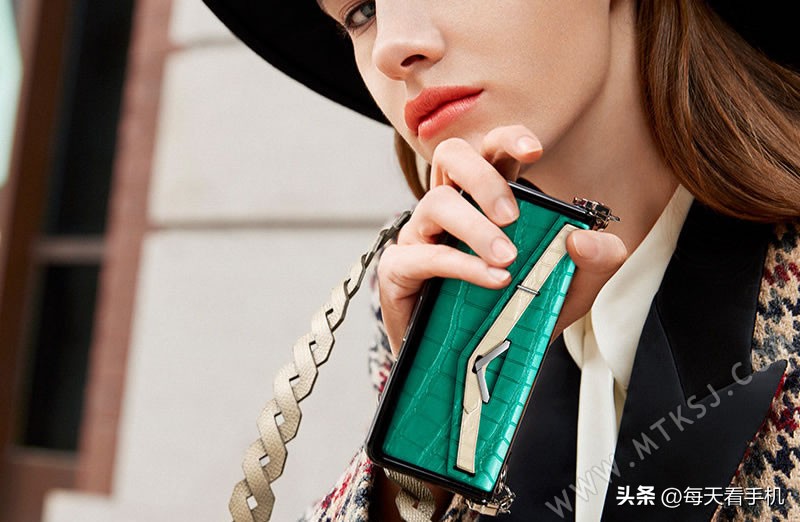 三星折叠手机和华为折叠手机价格,三星折叠手机和华为折叠屏手机