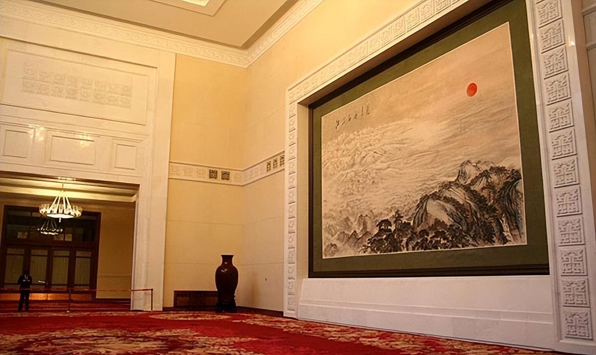 1959年人民大会堂落成，毛主席指着天花板笑问：这是谁的主意