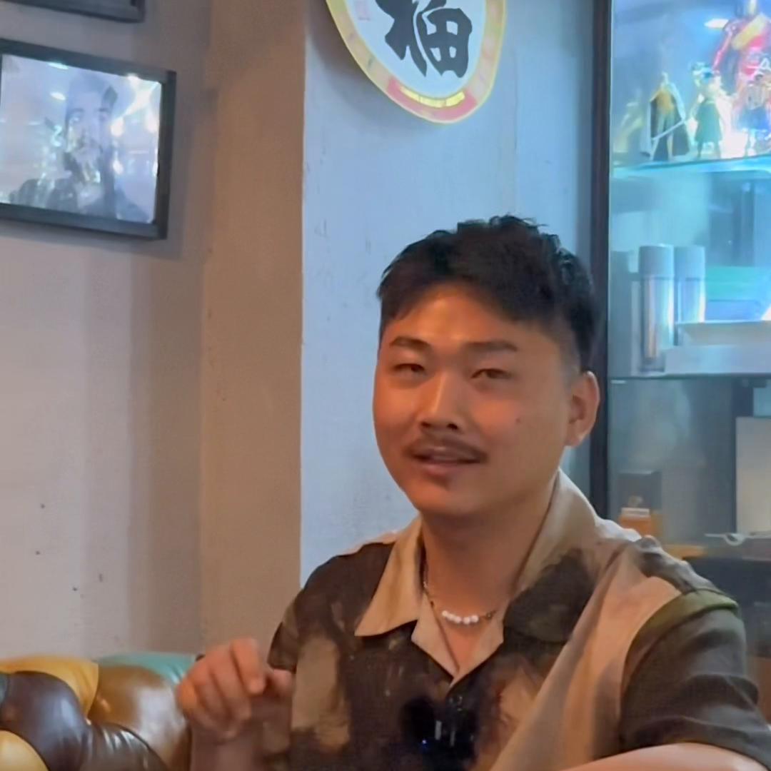 和老男孩刚哥聊聊烟斗!@三亚老顽童