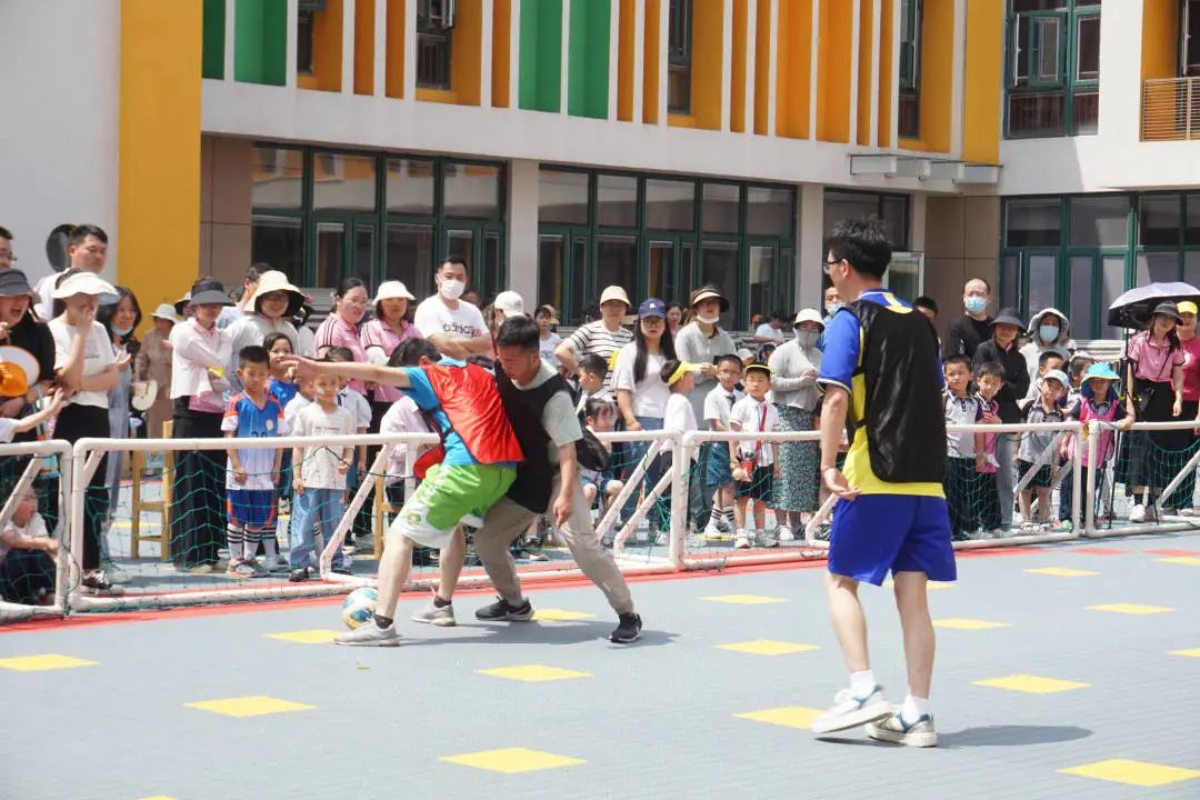 亲子足球运动嘉年华,幼儿园亲子足球嘉年华入场仪式