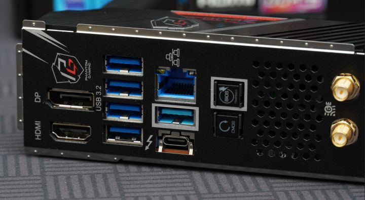 rogz11主机,rogz11可以配什么主板