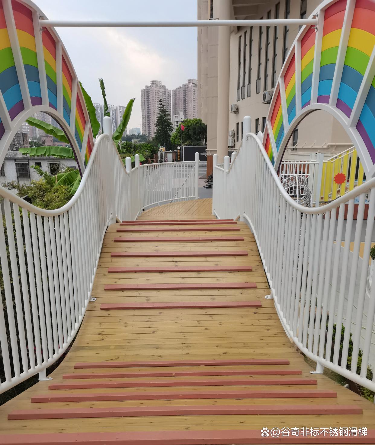 户外拓展游乐项目,儿童户外拓展游乐设施防腐木